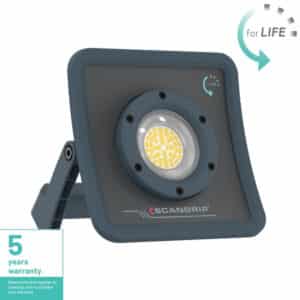Nova R LED light